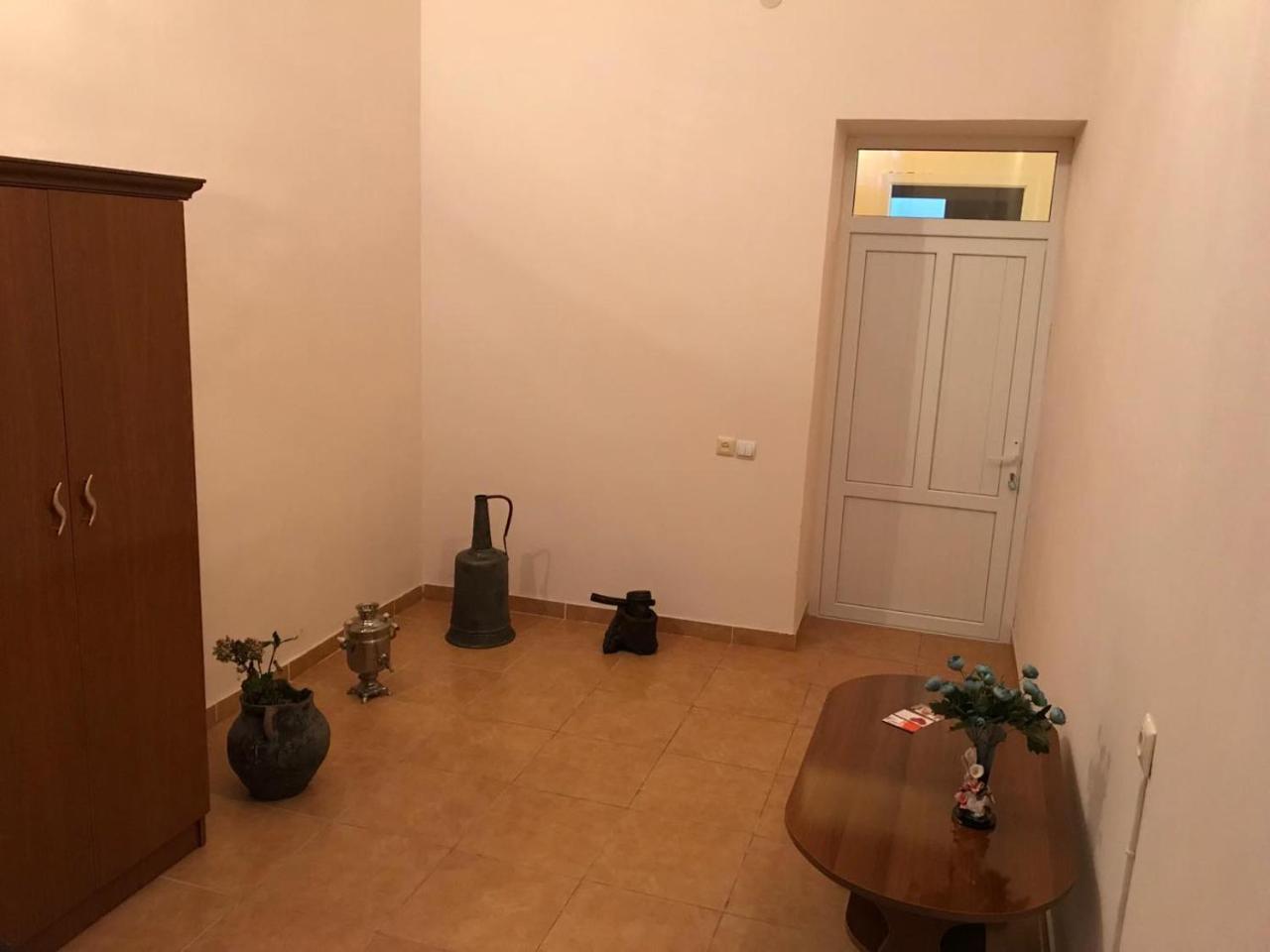 Light Guest House Gyumri Luaran gambar